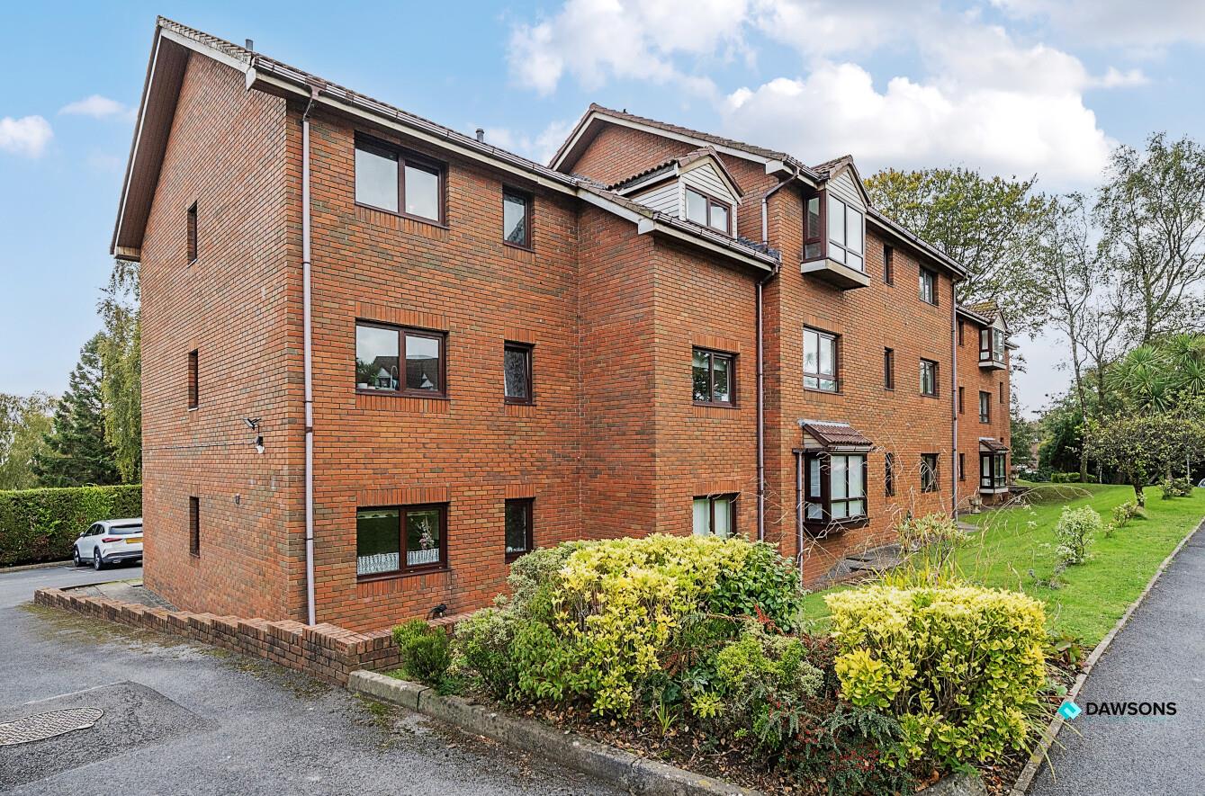 Folland Court, West Cross, Swansea, SA3 5BJ